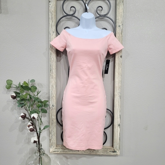 Lulus Dresses & Skirts - Lulus dress